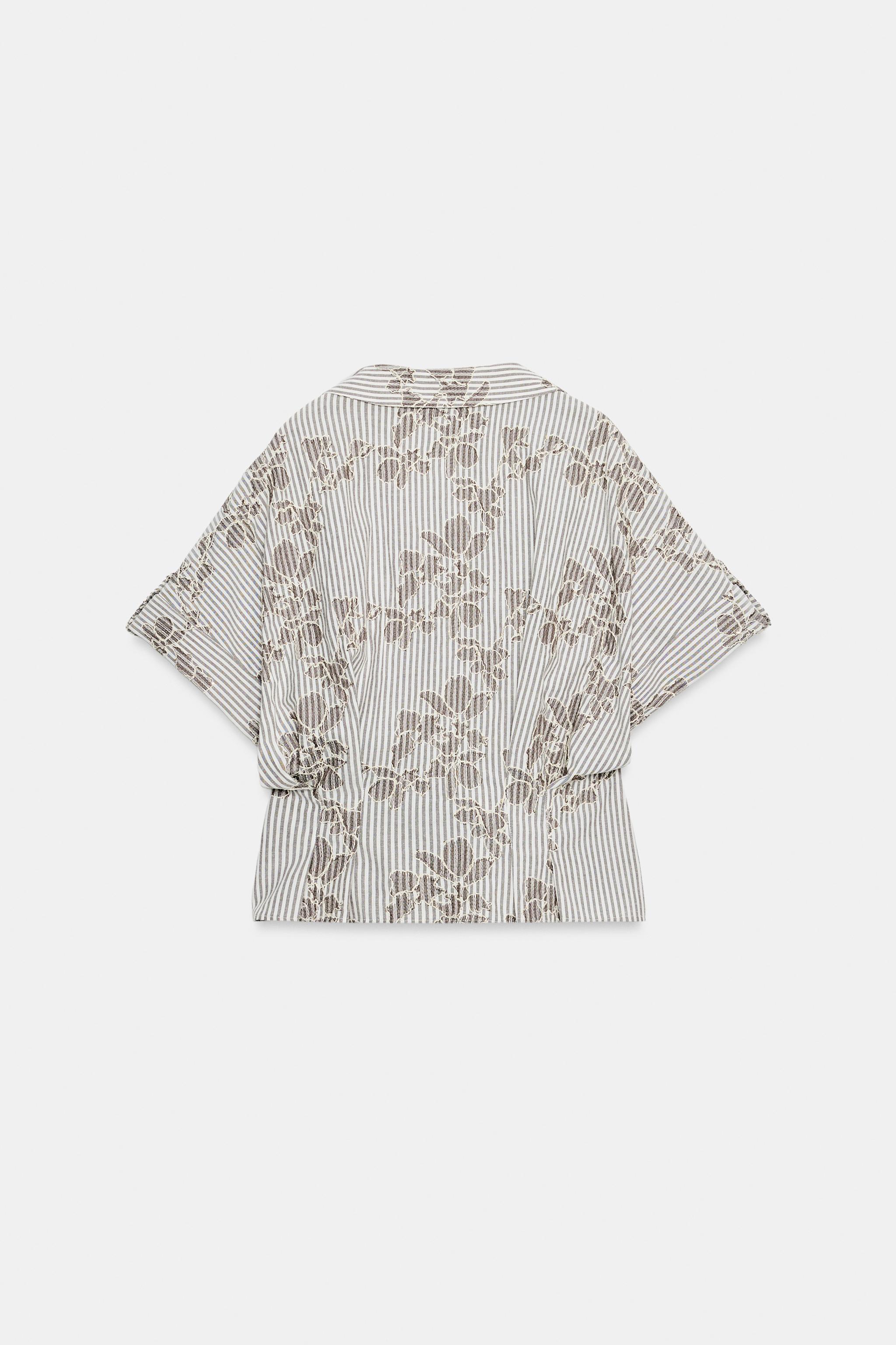CHEMISE COURTE BRODERIES PAILLETTES